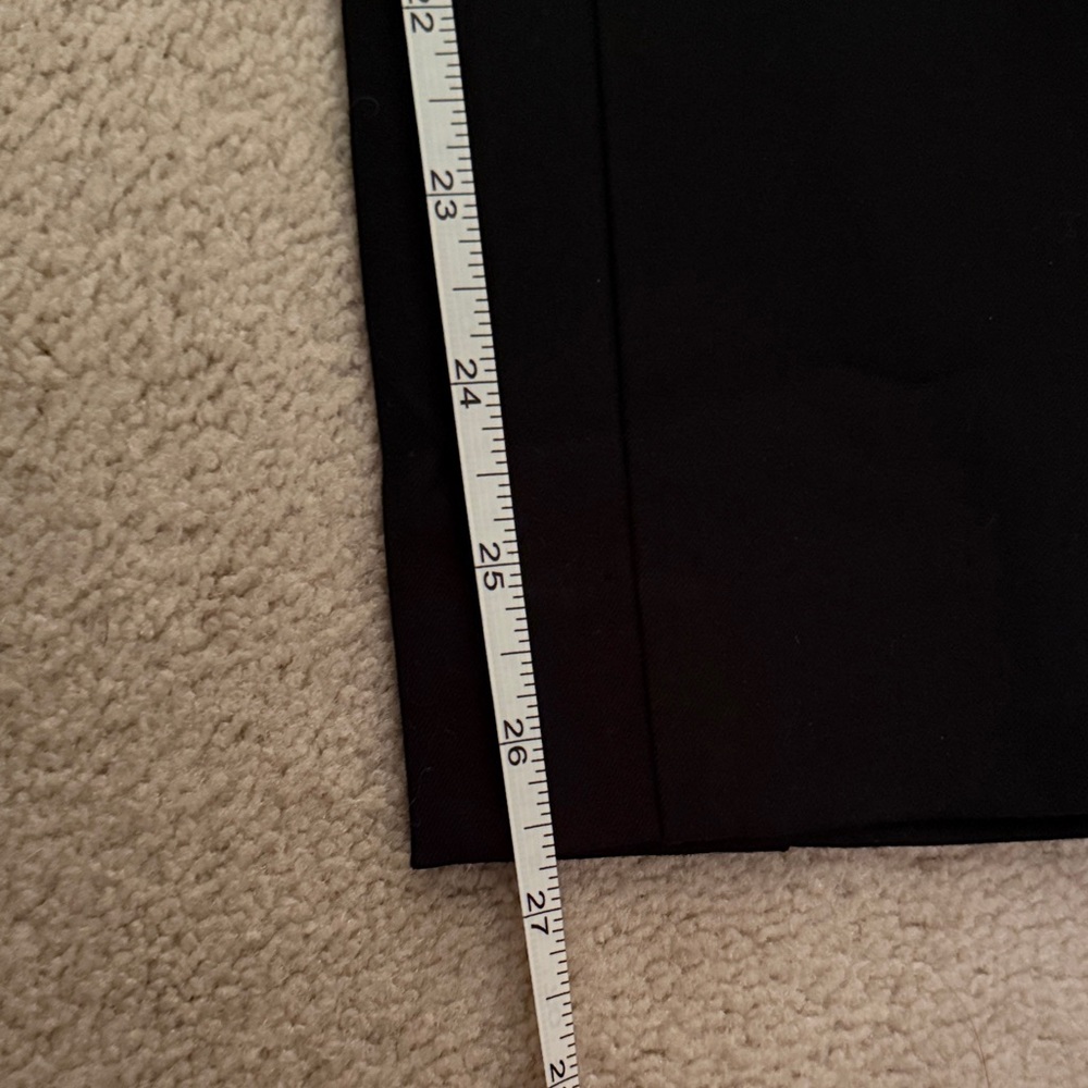 Old Navy polished pixie skinny dress pants- Women's Black Pants - Picture 4 of 5